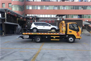 石狮汽车紧急补胎换胎救援